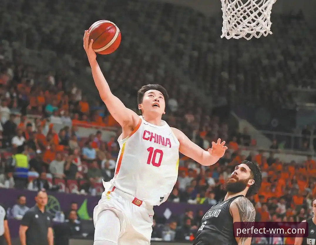 完美体育看球必备知识：中国男篮91-81击败澳大利亚，王俊杰23分率队取胜